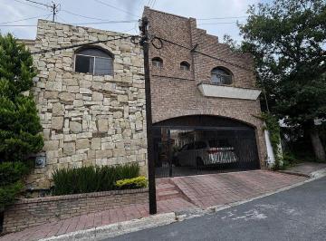 2f5da9bbe2b3b3f025d025c336df473704e4b0c94d21b12e3e83b677f77bf21f · Casa en Venta Lomas del Campestre