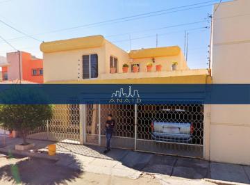 Casa de 3 habitaciones, Durango · Casa en Remate en Jardines de Durango Durango