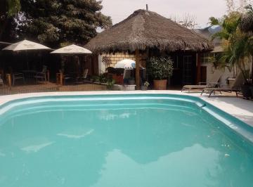 Quinta de 12 habitaciones, Cuernavaca · Quinta con 12 Recámaras en Venta, 1317 m² Superficie de Terreno en Chipitlan