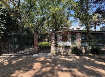 Casa · 436m² · 4 Recámaras · 6 Estacionamientos · Casa en Venta, Jardines del Ajusco, 5 Recamaras