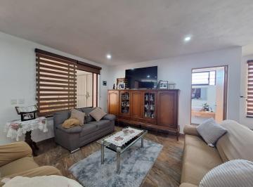 Casa · 125m² · 3 Recámaras · 2 Estacionamientos · Casa Centrica en Venta Pátzcuaro