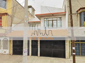 Casa de 3 habitaciones, Gustavo A. Madero · Casa en Remate San Juan de Aragon IV Gustavo a Madero Cerca Deportivo Galeana