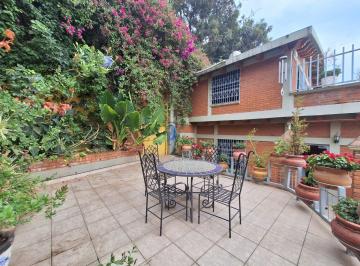 Casa · 515m² · 4 Recámaras · 2 Estacionamientos · Casa en Venta en El Centro de Pátzcuaro