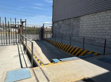 Nave industrial , León · Cinco Bodegas en Venta Dentro de Closter de 3226 m² en Zona Industrial