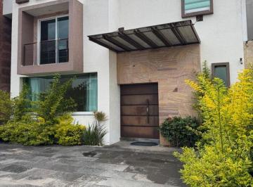 Casa de 3 habitaciones, Morelia · Venta Casa con Jardín y Recámara en Pb en Altozano Morelia Cas_5409 Mor/nv