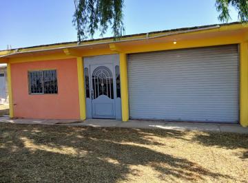 Casa · 325m² · 3 Recámaras · 1 Estacionamiento · Casa en Santa María Atarasquillo