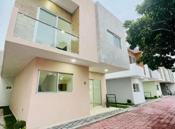 Casa en condominio · 140m² · 3 Recámaras · 2 Estacionamientos · Casa en Venta en Jiutepec en Condominio con Roof Garden
