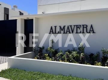 Casa · 166m² · 3 Recámaras · 2 Estacionamientos · Casa en Venta Almavera en San Juan Bautista - (4)