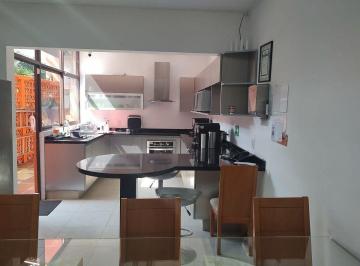 Casa de 4 habitaciones, Benito Juárez · Venta de Casa en Comunal, Acacias, Benito Juárez, Cdmx