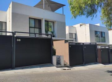 632225a4d2965f9c4bfa1e924a68beec2b01e4b94a80f4486812f6c410bcba2c · Casa en Venta en Villa Colonial Tijuana