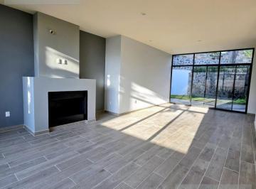 Casa en condominio · 320m² · 3 Recámaras · 2 Estacionamientos · Casa en Club de Golf Malanquin, en Renta o Venta San Miguel de Allende