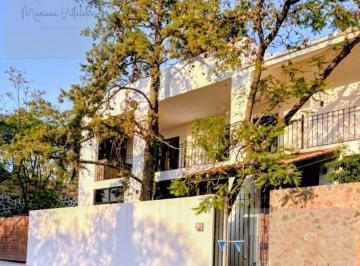 Casa en condominio · 345m² · 3 Recámaras · 2 Estacionamientos · Casa en Club de Golf Malanquin, en Renta o Venta San Miguel de Allende