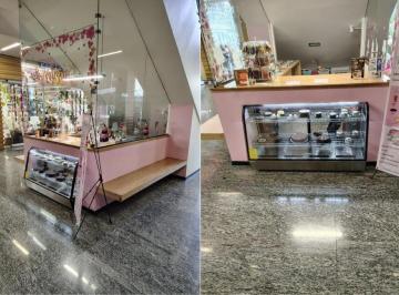 Local comercial · 16m² · 1 Estacionamiento · Local en Renta Corner Santa Fe