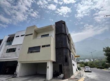 56e16476480d4ff94b519872571486a2af9641f31578cf7e4ffe20c3269205a6 · Casa en Venta Cumbres Elite Premier