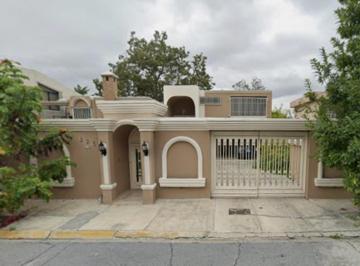 Casa de 5 habitaciones, Monterrey · Casa de Venta en Nuevo Leon Monterrey Contry Av Cometas