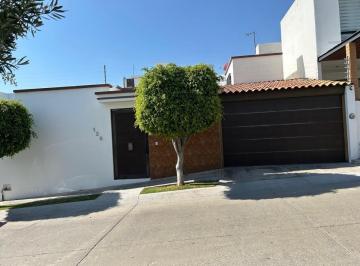 Casa · 207m² · 3 Recámaras · Casa en Venta de Una Planta en Cañada del Refugio Norte León Guanajuato