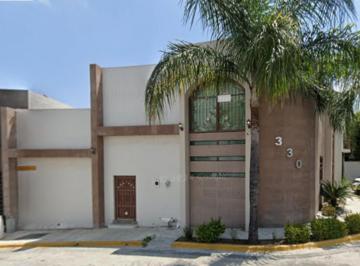 Casa de 5 habitaciones, Monterrey · Casa en Venta en Nuevo Leon Monterrey Municipio de Monterrey Colonia Contry Av Cometas