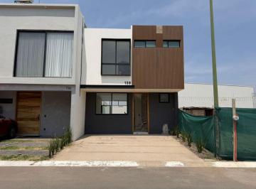 Casa de 3 habitaciones, Zapopan · Casa en Venta en La Moraleja (Coto Cartagena) Zapopan