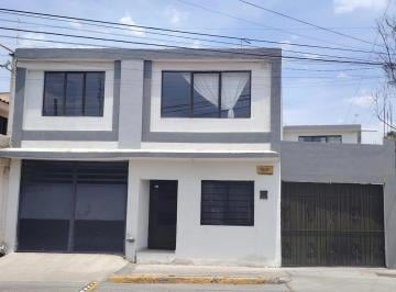 c764df82972fe4553441a8039ab28c3928045283f032cd71259a3a0f7b68f93f · Casa en Venta Cerca de Forum