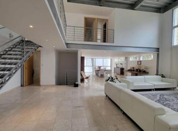 Casa · 550m² · 4 Recámaras · 4 Estacionamientos · Casa Amueblada en Renta en Hacienda de Las Palmas, Interlomas