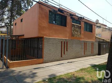 Casa · 269m² · 3 Recámaras · 4 Estacionamientos · Casa en Venta en Alcaldía Coyoacán