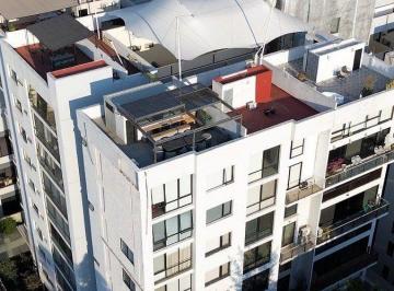 a29f73695fcdbf64b35baff3e2c2e229ce18f88bb35518058dc99006381ad00b · Se Vende Penthouse con Terraza Privada en Monraz 3 Pisos
