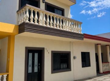 Casa de 4 habitaciones, Santiago · Casa en Venta en El Cercado, Santiago Nl