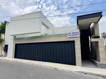 Casa de 4 habitaciones, Tijuana · Casa Completamente Nueva en Venta en Chapultepec