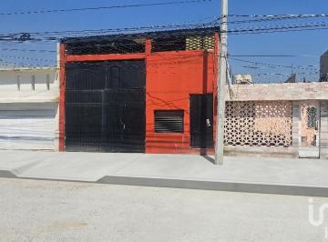 Casa · 280m² · 3 Recámaras · 1 Estacionamiento · Casa en Venta, La Florida, Ciudad Azteca Ecatepec de Morelos
