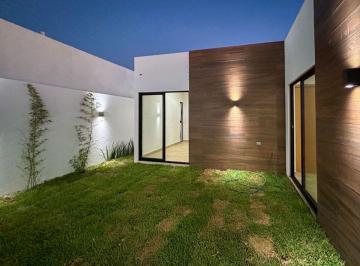 Casa de 3 habitaciones, Alvarado · Casa en Pre - Venta Lomas de La Rioja