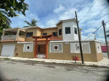 Casa · 450m² · 4 Recámaras · 2 Estacionamientos · Venta Casa en Fracc Justo Sierra Coudad del Carmen