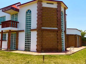 Casa · 358m² · 3 Recámaras · 8 Estacionamientos · Pilcaya Guerrero - Venta