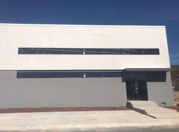 Nave industrial , Tlajomulco de Zúñiga · Bodega Comercial Al Sur de La Ciudad, Zona Santa Cruz de Las Flores