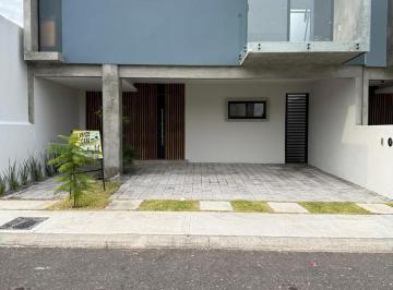 Casa · 173m² · 3 Recámaras · 2 Estacionamientos · Casa en Nueva en Venta, Fracc. Lomas del Meditarráneo, Riviera Veracruzana