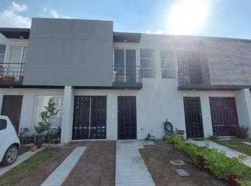 Casa en condominio · 88m² · 3 Recámaras · 1 Estacionamiento · Casa en Venta en Centro