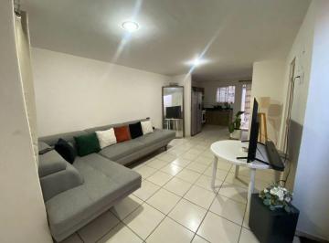 Casa en condominio de 2 habitaciones, San Pedro Tlaquepaque · Casa en Venta en Paseo de Los Parques, San Pedro Tlaquepaque