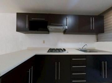 Casa en condominio de 3 habitaciones, Zapopan · Casa en Venta en Bosques de Los Encinos, Zapopan