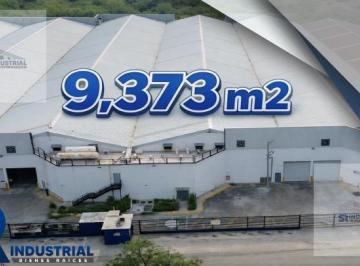Nave industrial · 9373m² · 27 Estacionamientos · Nave Industrial en Renta en Cienega de Flores