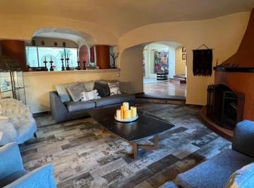 Casa de 4 habitaciones, Huixquilucan · Hermosa Casa en Venta Remodelada en Bosque de La Herradura
