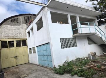 EDIFICIO Y BODEGA · Se Vende Bodega con Uso de Suelo Comercial Industrial