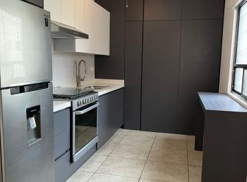 Cocina y centro de lavado · Departamento en Zona Centrica