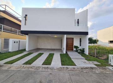 Casa de 3 habitaciones, Alvarado · Casa en Venta con Alberca y 3 Recámaras en Punta Tiburón