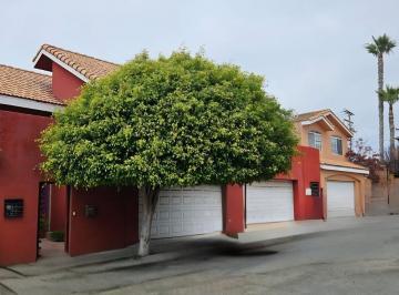 Casa en condominio · 206m² · 3 Recámaras · 2 Estacionamientos · Casa en Venta en Condominio - (4)