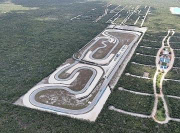 Terreno / Lote · Terreno en Venta en Mérida, Autódromo de Yucatán, 1200 X m²