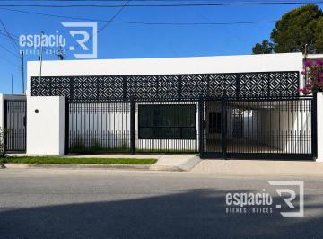 Casa · 300m² · 3 Recámaras · 3 Estacionamientos · Casa Venta de Una Planta en San Felipe