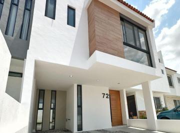 Casa en condominio de 3 habitaciones, Corregidora · Casa en Venta en Qro Pedregal de Schoenstatt