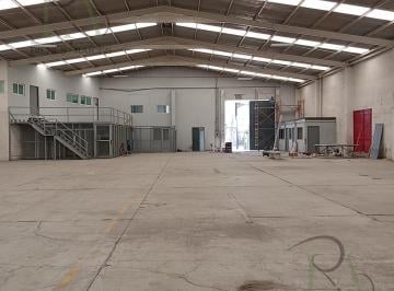 Nave industrial · 1665m² · 12 Estacionamientos · Nave Industrial en Renta en Toluca, México
