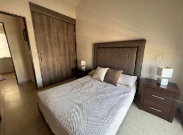 Casa de 2 habitaciones, León · Renta de Casa Amueblada en Bosques del Dorado Salida Leon Silao