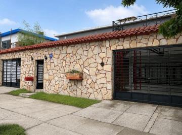 Casa de 24 habitaciones, Monterrey · Excelente Casa en Venta – Mitras Centro | Monterrey, N. L.