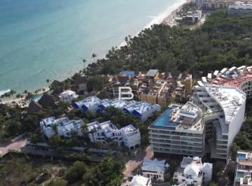 Departamento · 2 Recámaras · 2 Estacionamientos · En Venta Departamento de 2 Habitaciones en Playa del Carmen